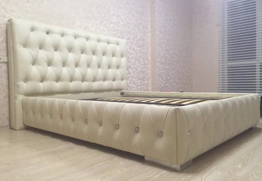 Обивка кроватей: стильное решение для комфортной и уютной спальни